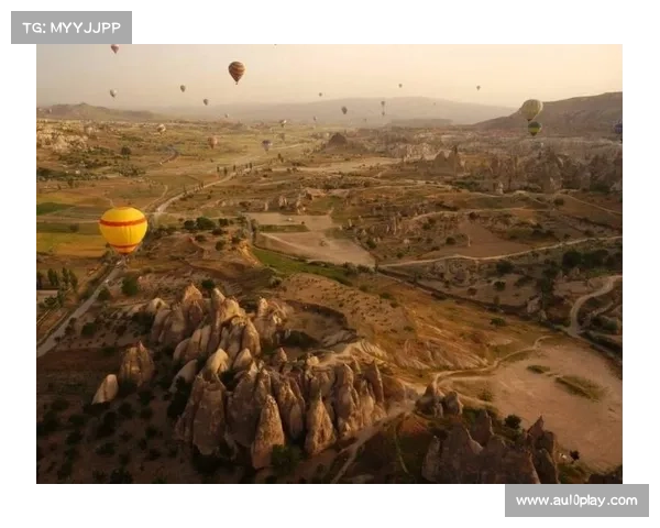 萨洛蒙卡帕多奇亚越野赛探索奇幻精灵烟囱与火山丘地貌之美